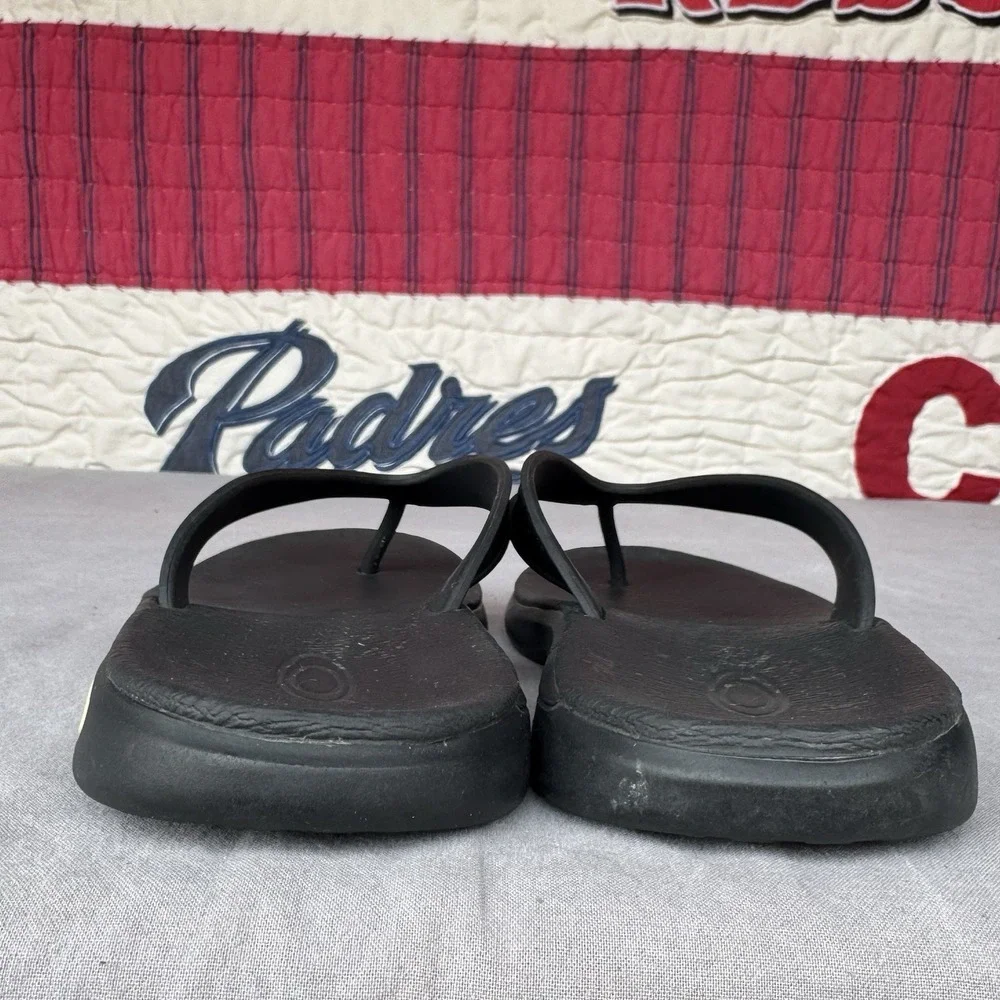 Size 6 - Oakley Men's B1B Flip‎ Flops Blackout Black